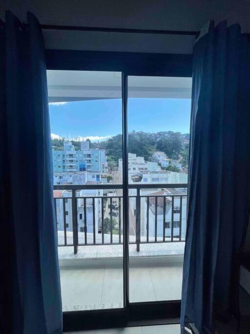 Apartamento 2 Suites Com Piscina E Churrasqueira, Ao Lado Da Ufsc Florianópolis Buitenkant foto